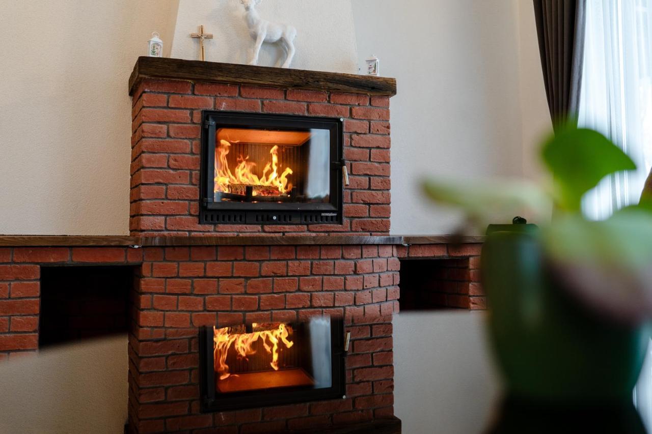 Transylvanian Relax House Lupeni  Екстер'єр фото